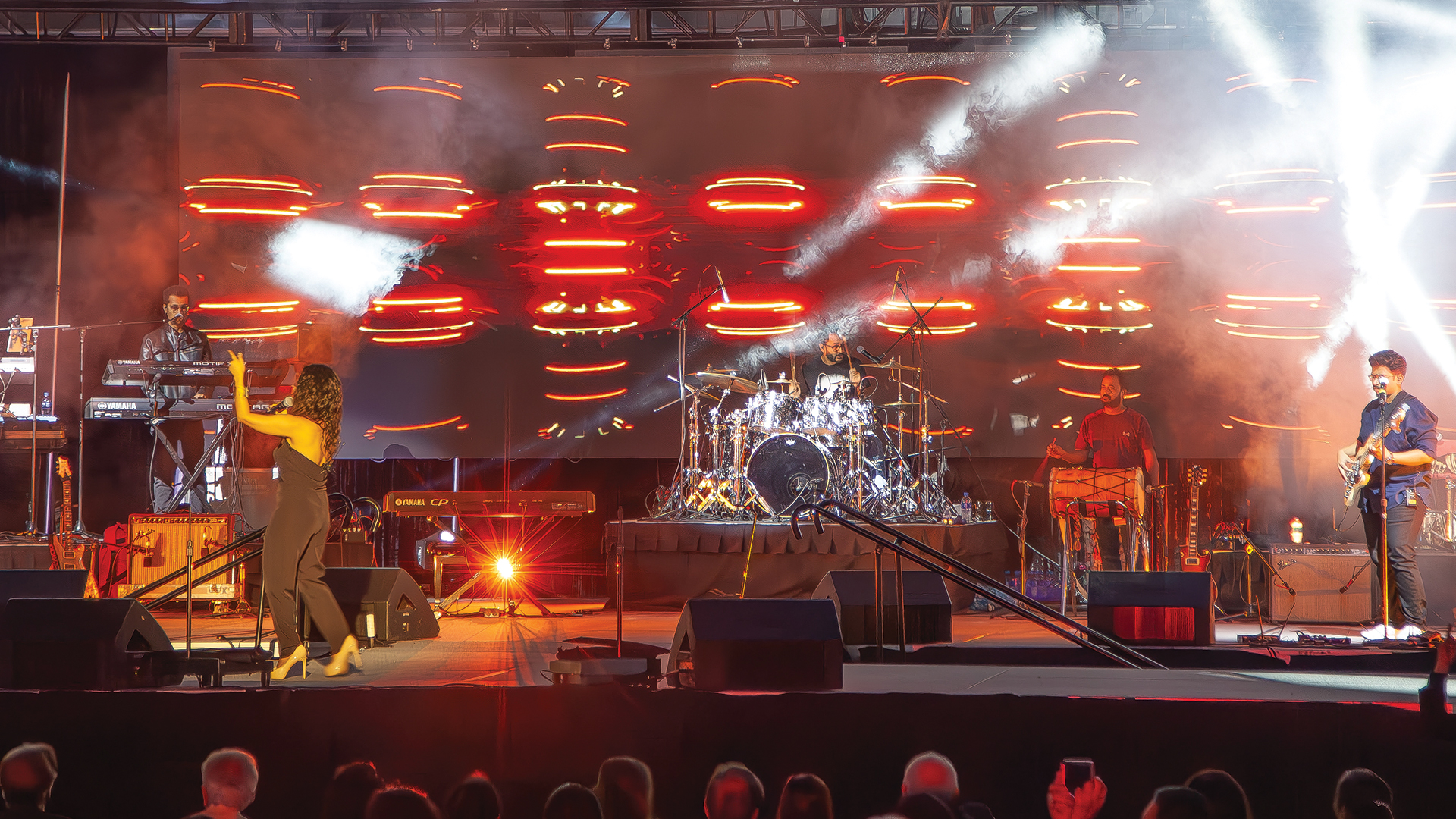 How To Keep Audio Consoles Stable on Dusty Outdoor Shows